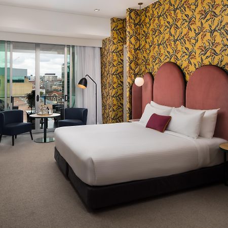 Ovolo The Valley Brisbane Esterno foto A room at the hotel
