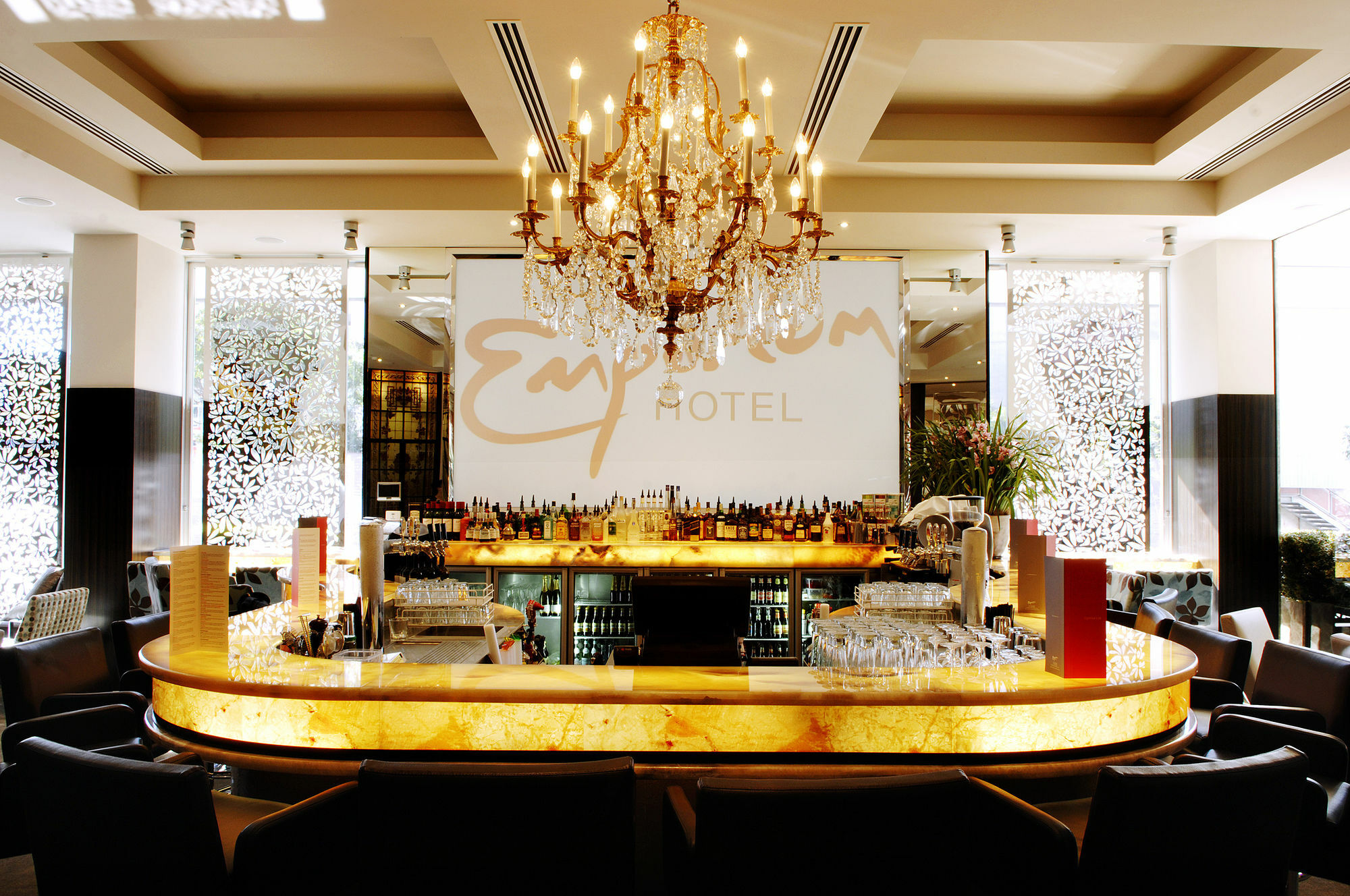 Ovolo The Valley Brisbane Esterno foto The bar at the hotel